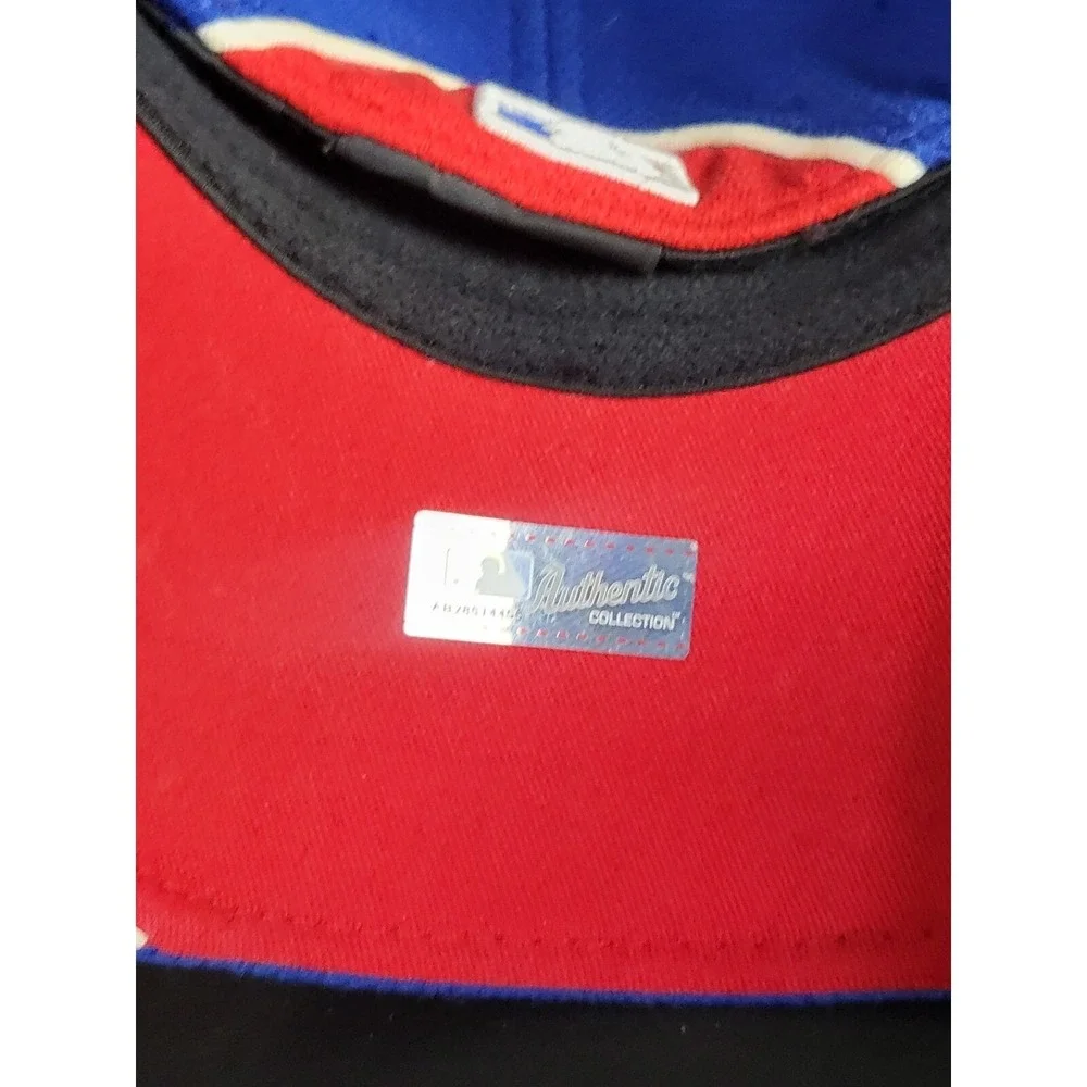 New Era Texas Rangers Autographed Fitted Baseball Cap‎ MLB 39Thirty S-M Signed
